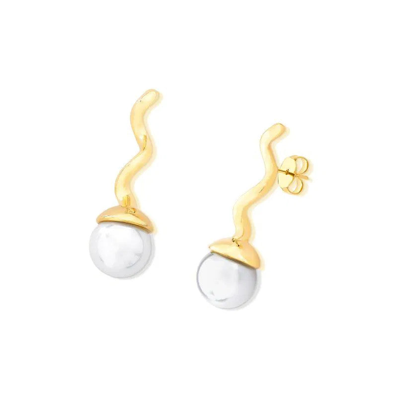 SWIRL PEARL EARRING- 18k Gold Plated