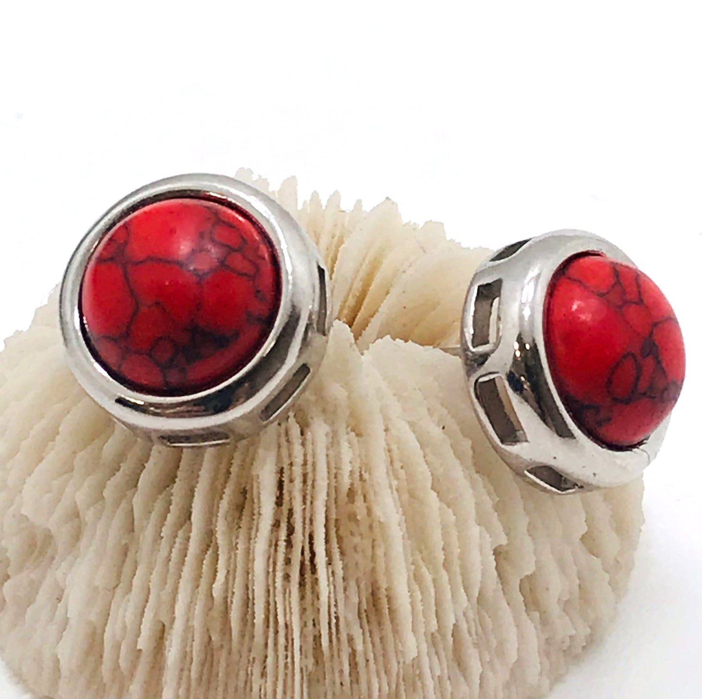 Pendiente de gema circular