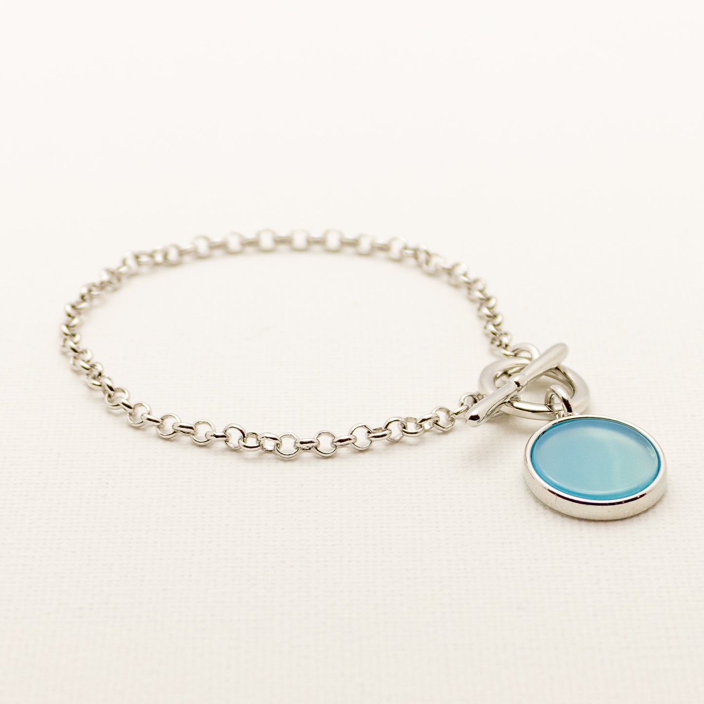 Pulsera de cadena con círculo geométrico y ágata azul - Chapado en rodio