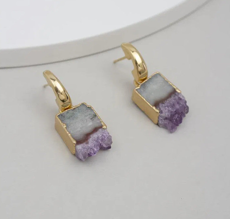 Arete de cadena con geoda de amatista