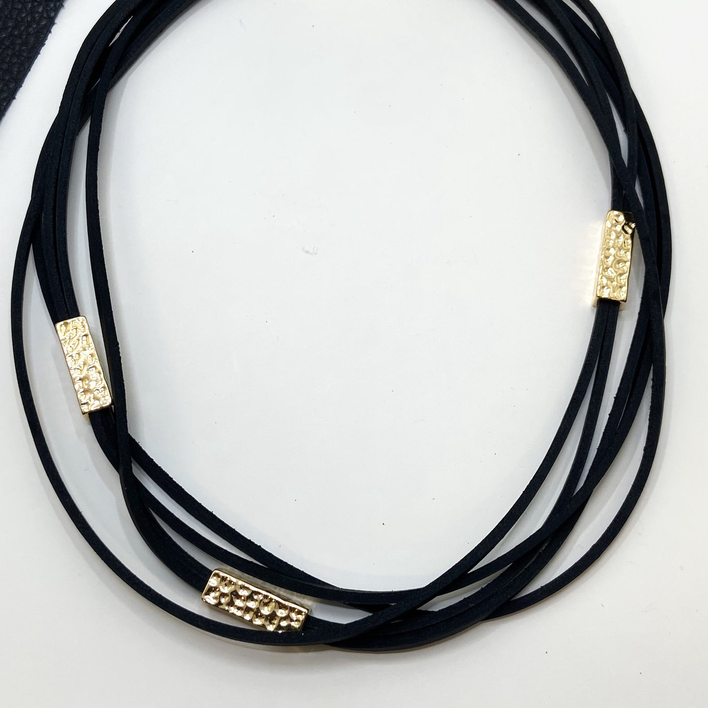 Iberia Short Necklace- Black