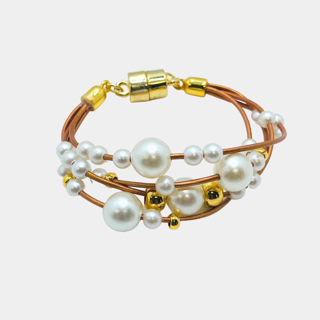 Leather and Pearls Bracelet- Gold