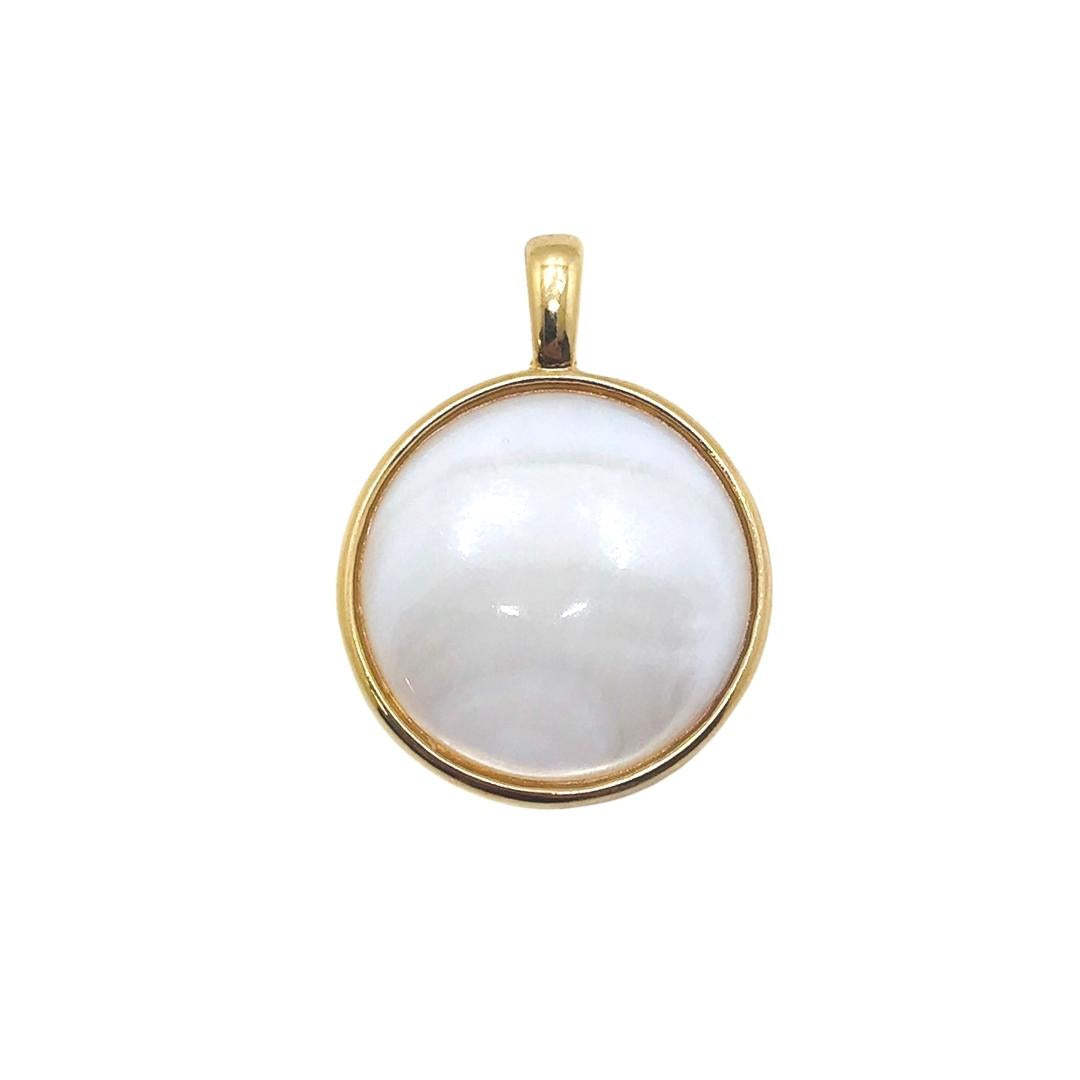 Large Framed Gem Circle Pendant - Mother Of Pearl