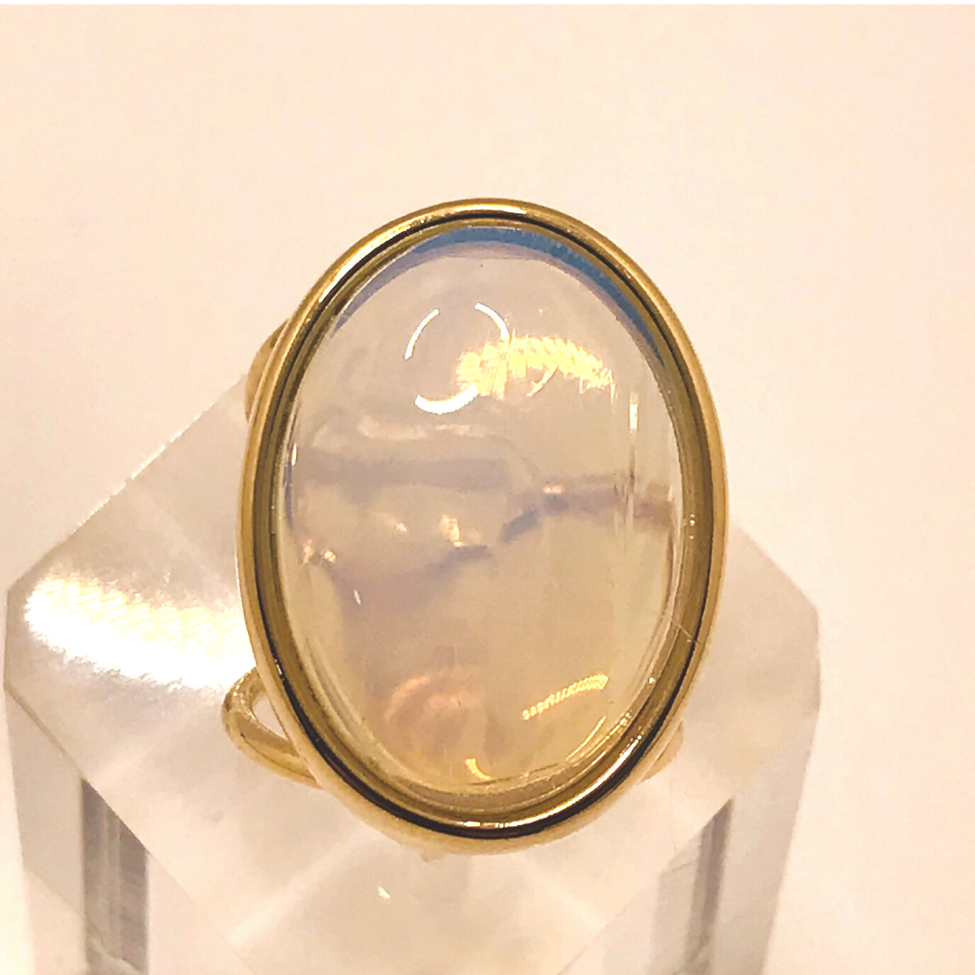 Anillo ajustable con gema ovalada - Opalina