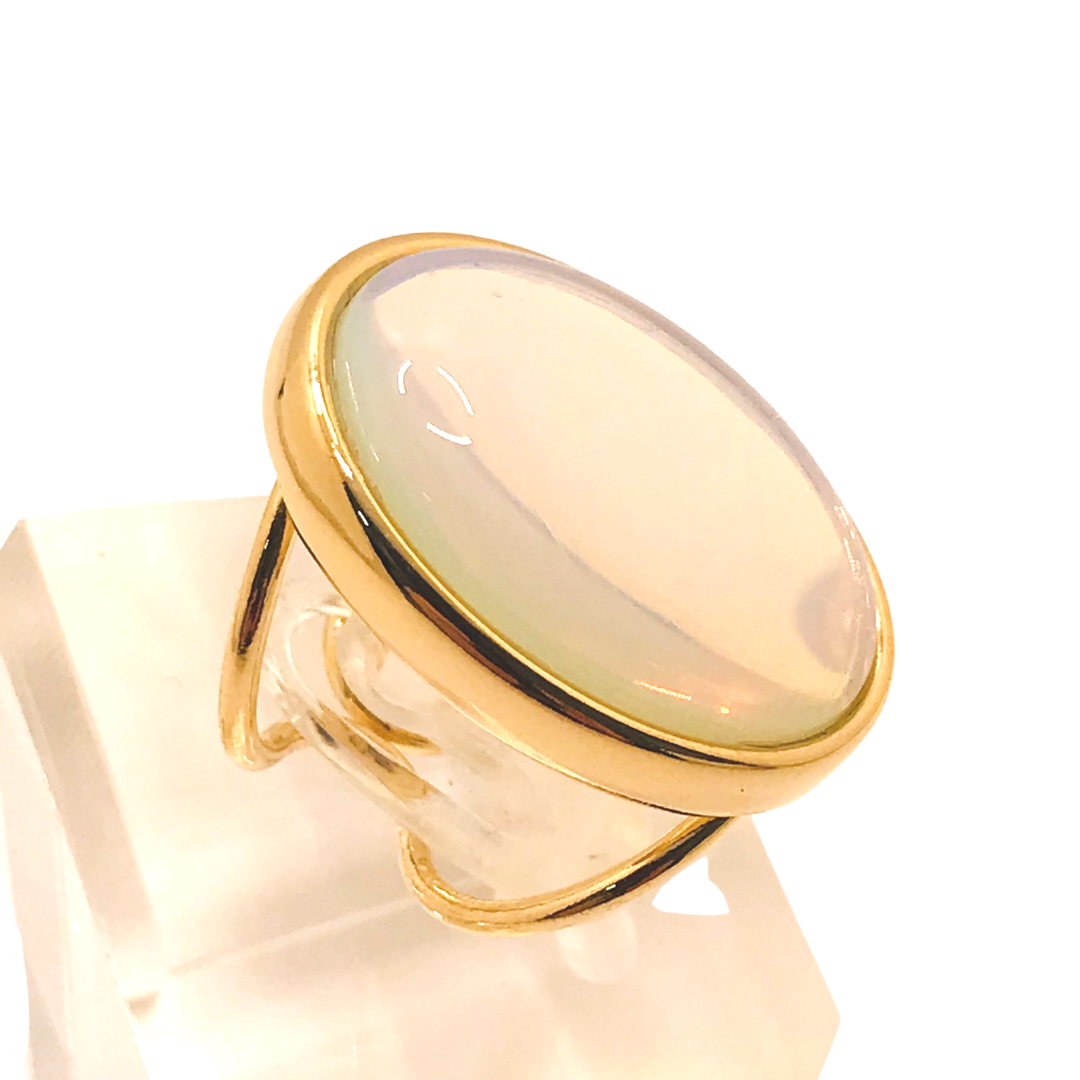 Anillo ajustable con gema ovalada - Opalina