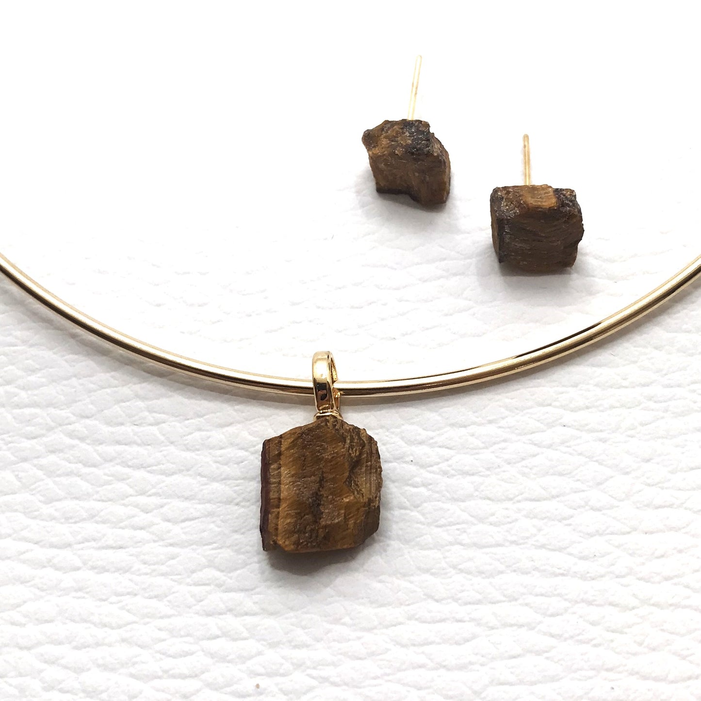 Colgante de piedras preciosas en bruto - Ojo de tigre