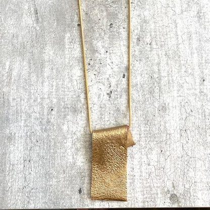 Folding Concrete Texture Long Necklace - Gold