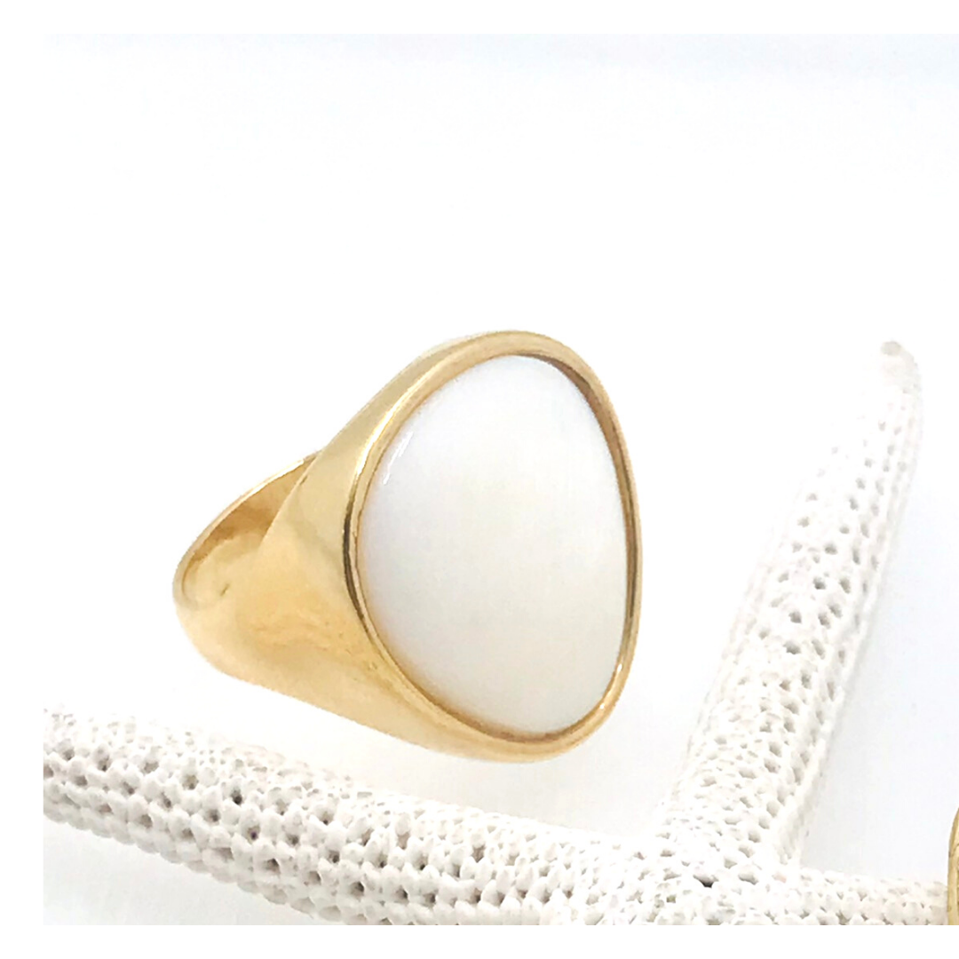 Rounded Triangle Gem Ring