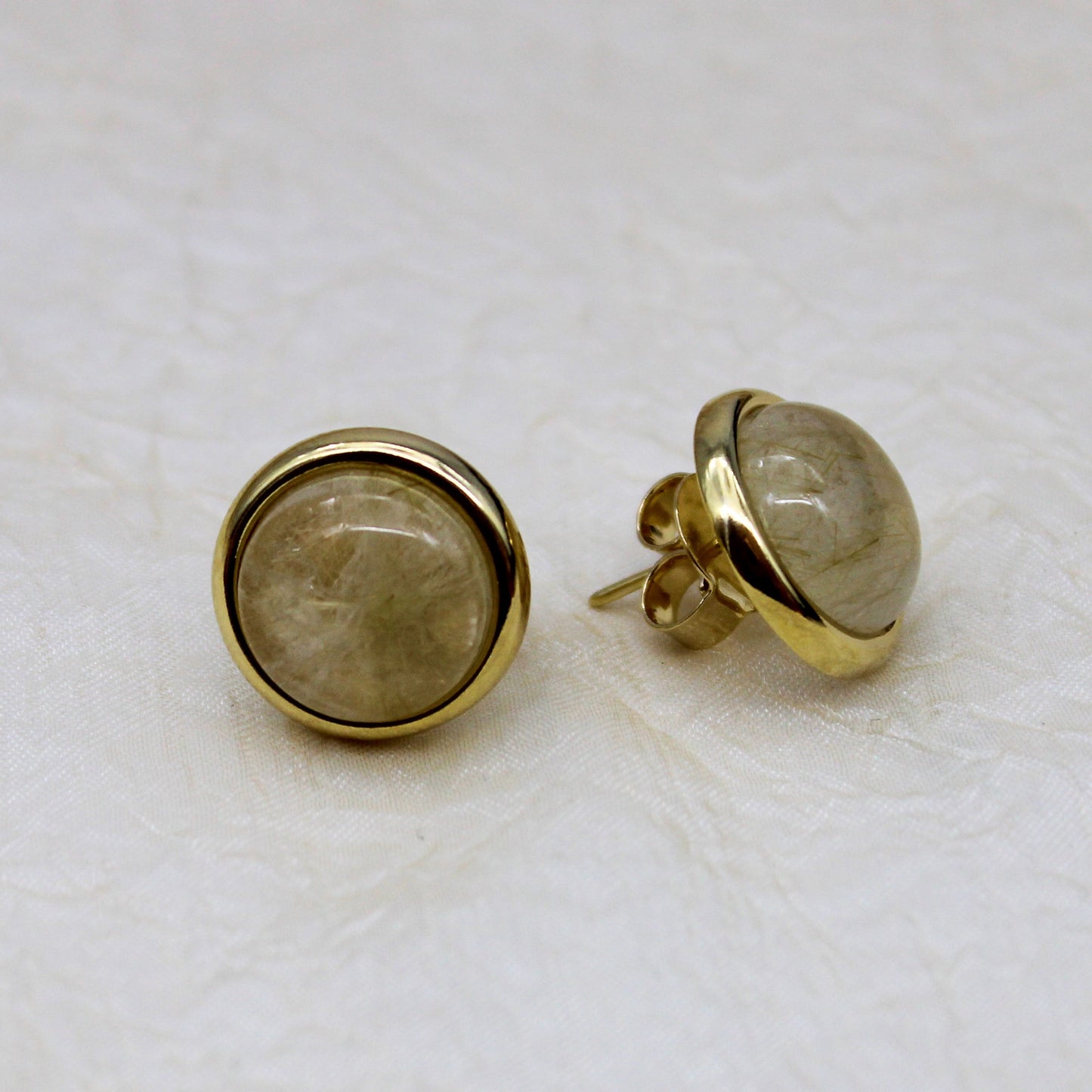 Basic Rounded Gemstone Earring