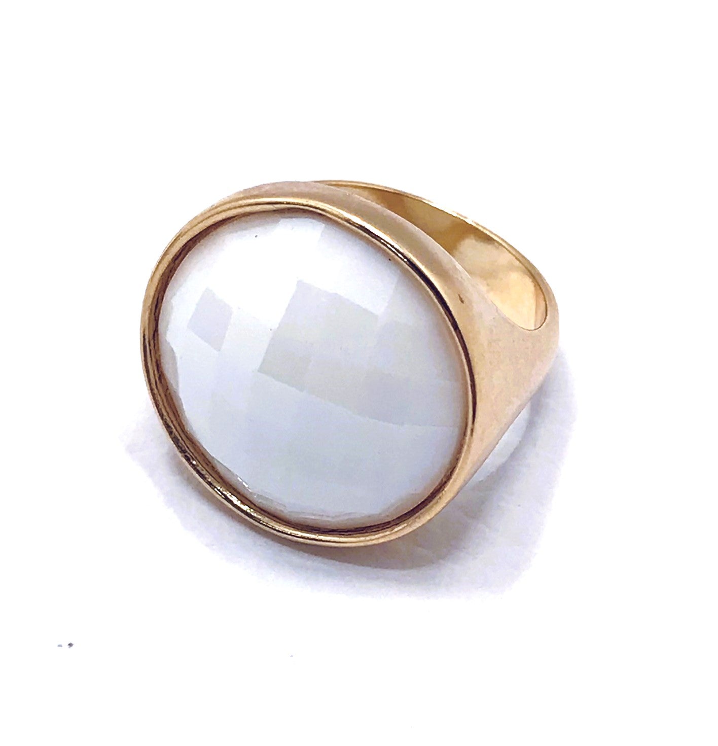 Large Pearly Gemstone Ring - Pearly Porcelain